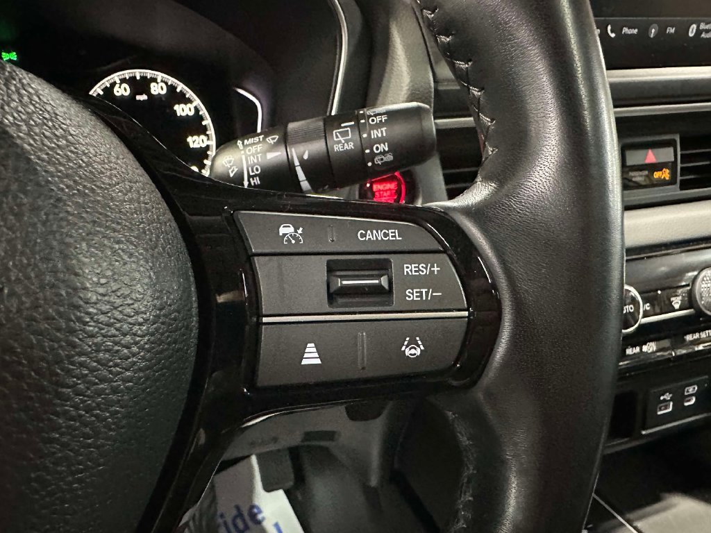 Certified 2024 Honda Pilot Touring image 28