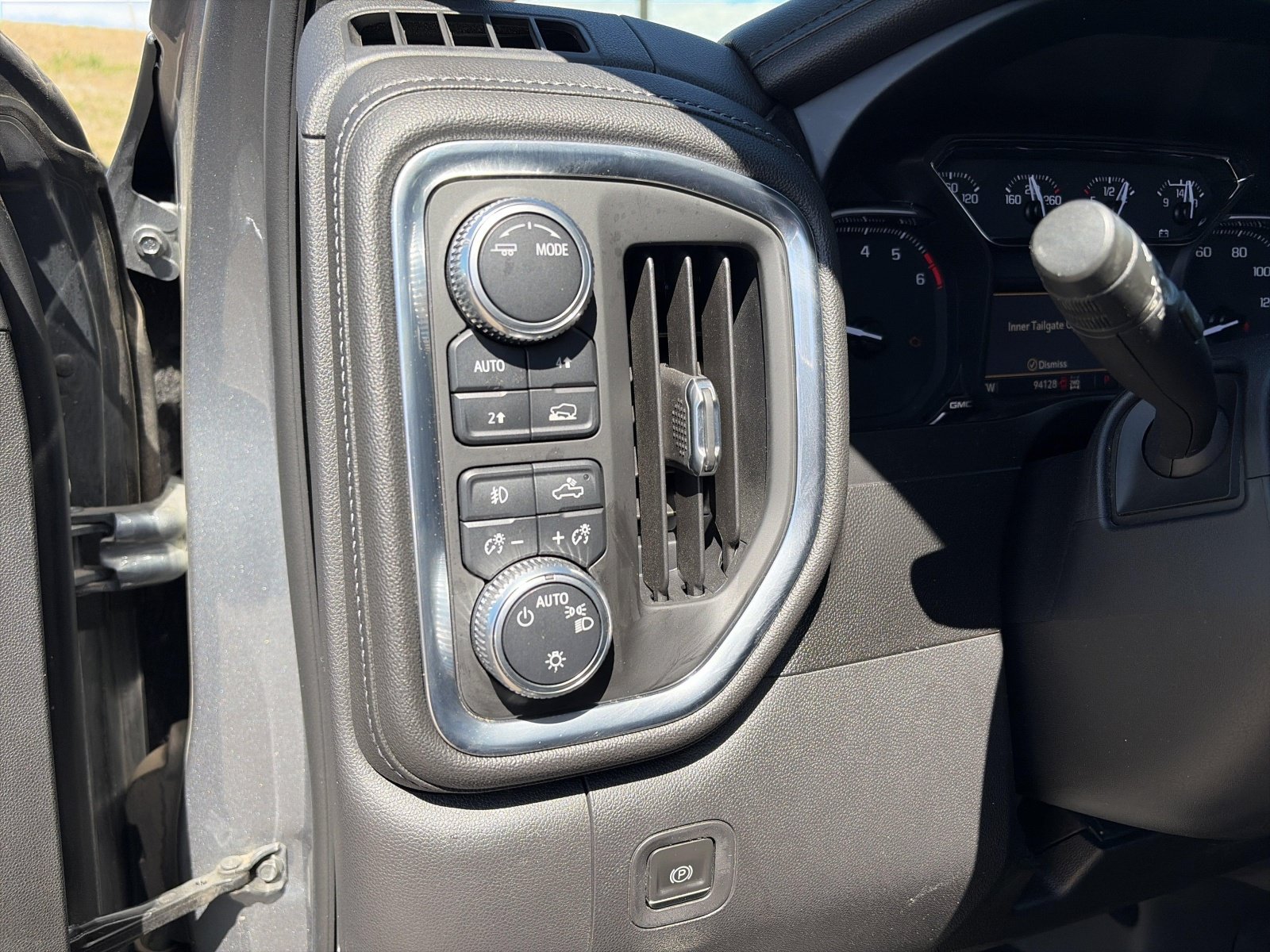 Used 2021 GMC Sierra 1500 Elevation AWD/4WD image 28