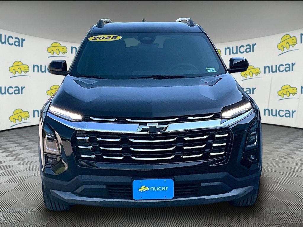 Used 2025 Chevrolet Equinox LT w/ Convenience Package II AWD/4WD image 2