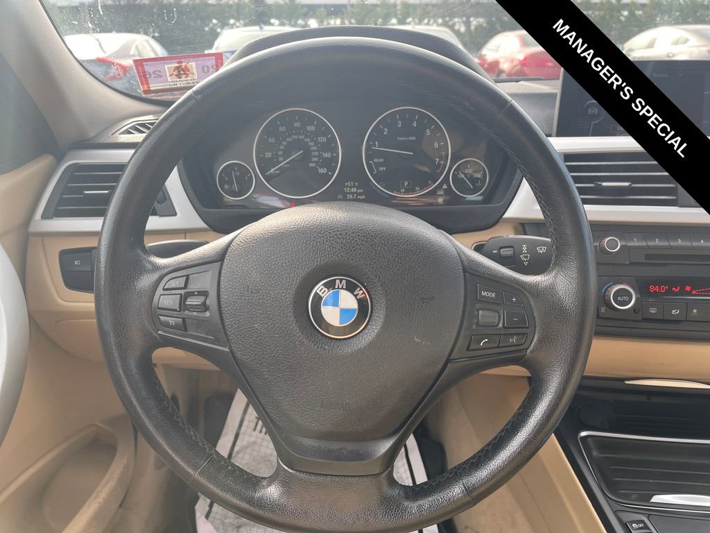 Used 2013 BMW 328i xDrive Sedan AWD/4WD image 19