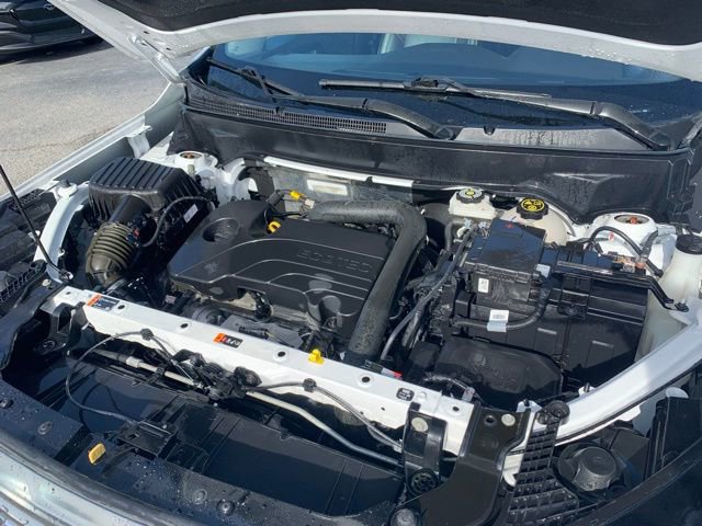 Used 2023 GMC Terrain AT4 image 34