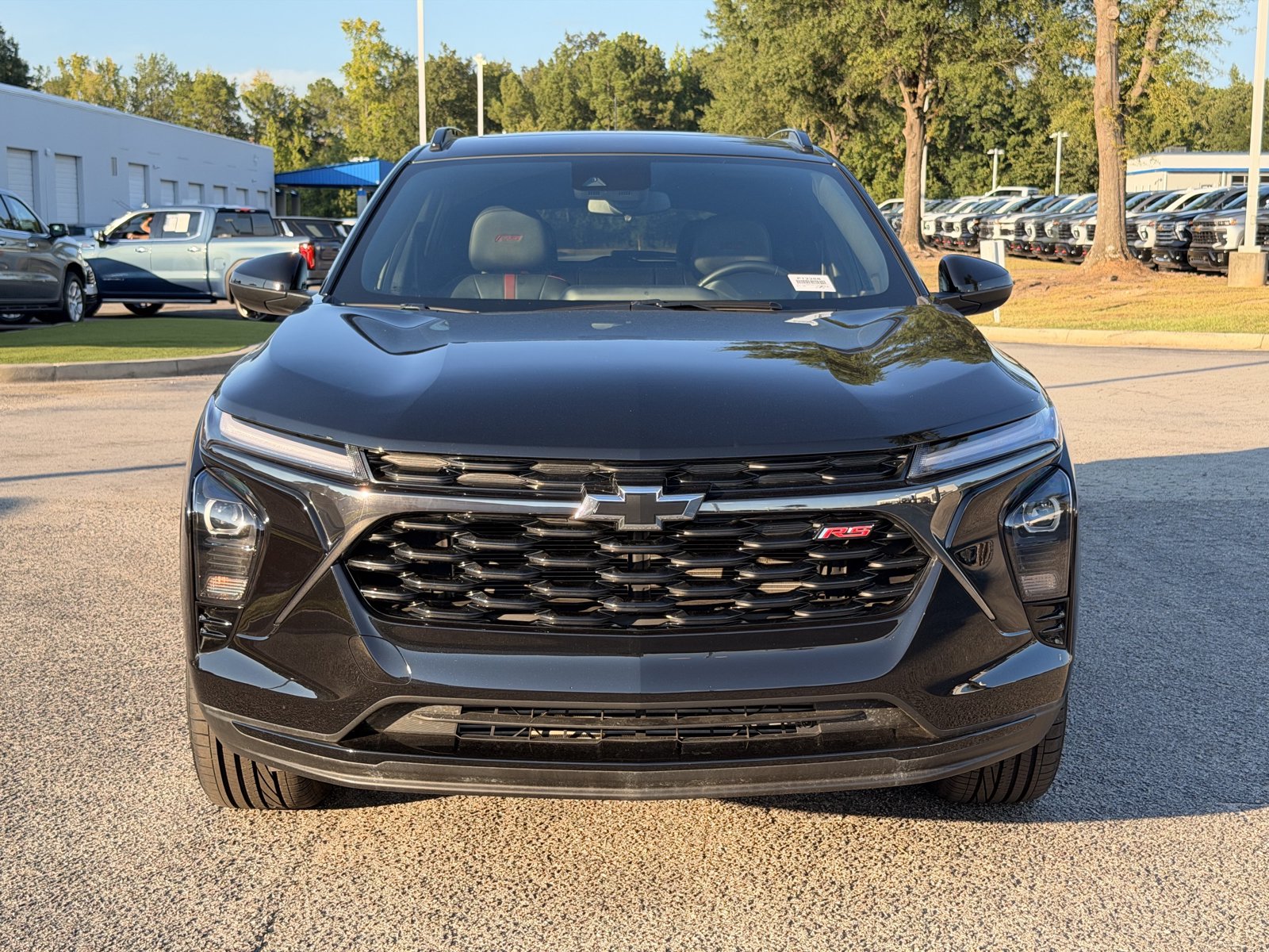 Used 2025 Chevrolet Trax RS w/ Sunroof Package FWD image 5