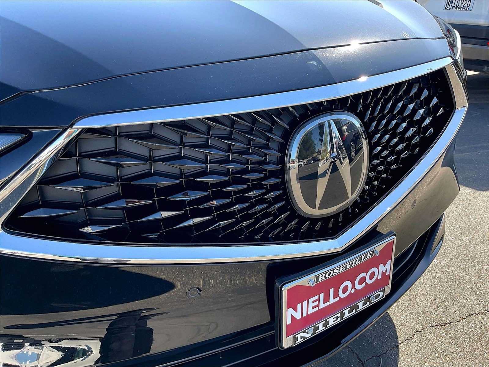 Used 2023 Acura MDX w/ Technology Package AWD/4WD image 31