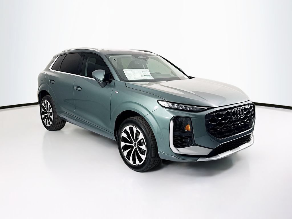 New 2026 Audi Q3 quattro 2.0T AWD/4WD image 3