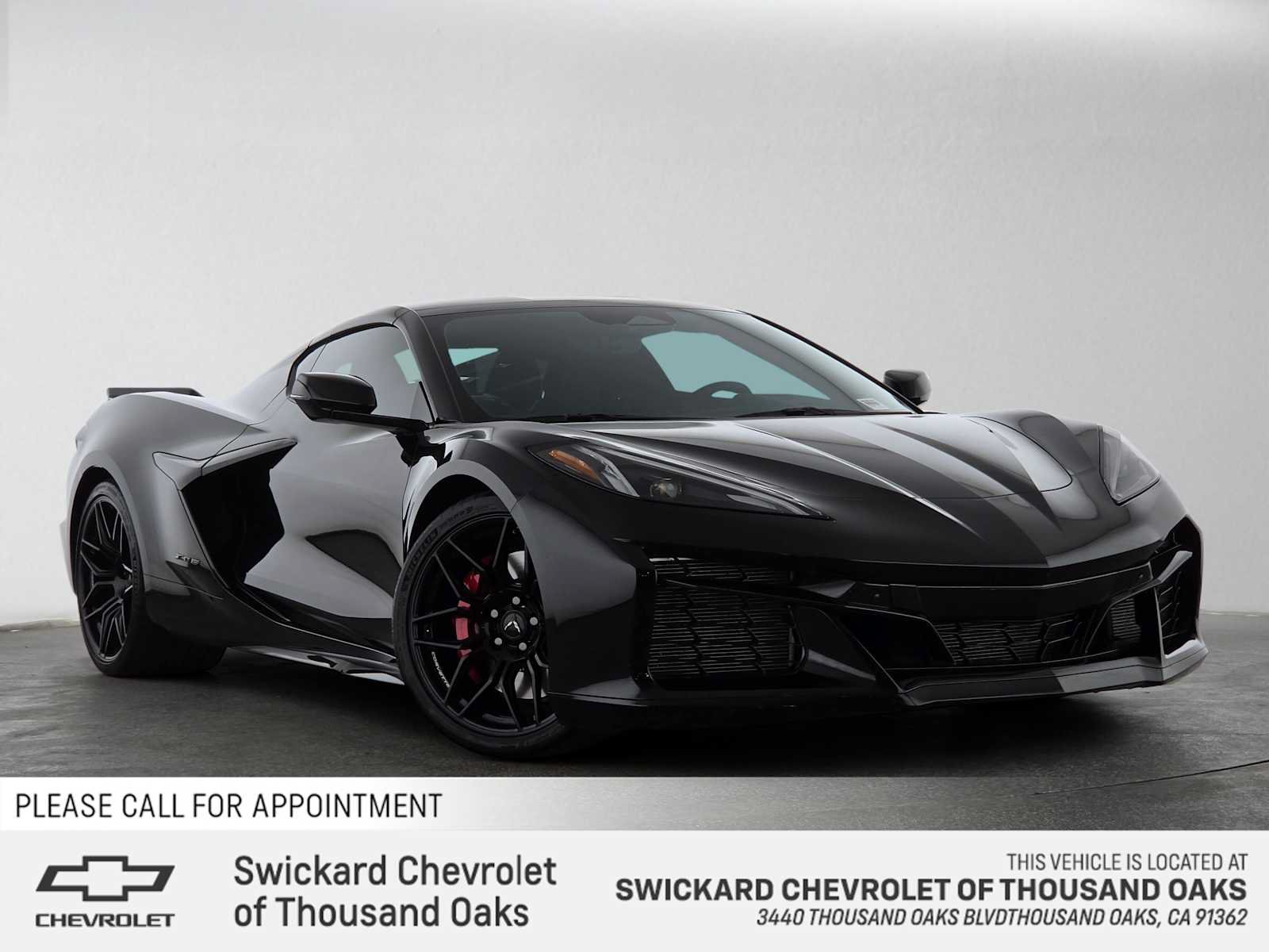 Used 2024 Chevrolet Corvette Z06 w/ Battery Protection Package RWD video 1