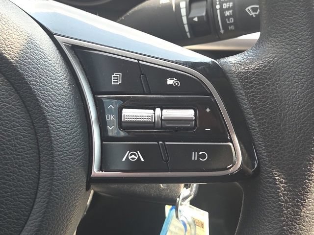 Used 2024 Kia Forte LX FWD image 29