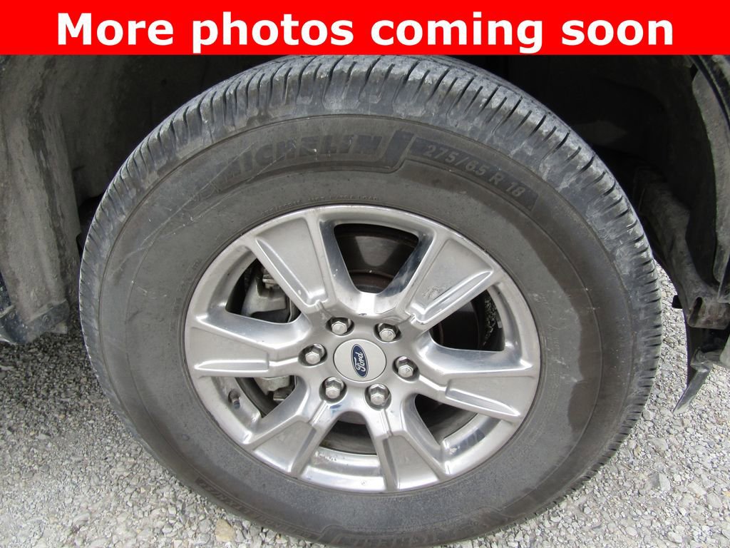 Used 2017 Ford F150 XLT w/ Equipment Group 302A Luxury AWD/4WD image 9