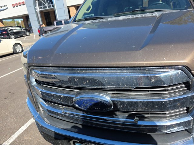 Used 2015 Ford F150 Lariat w/ Equipment Group 502A Luxury AWD/4WD image 15