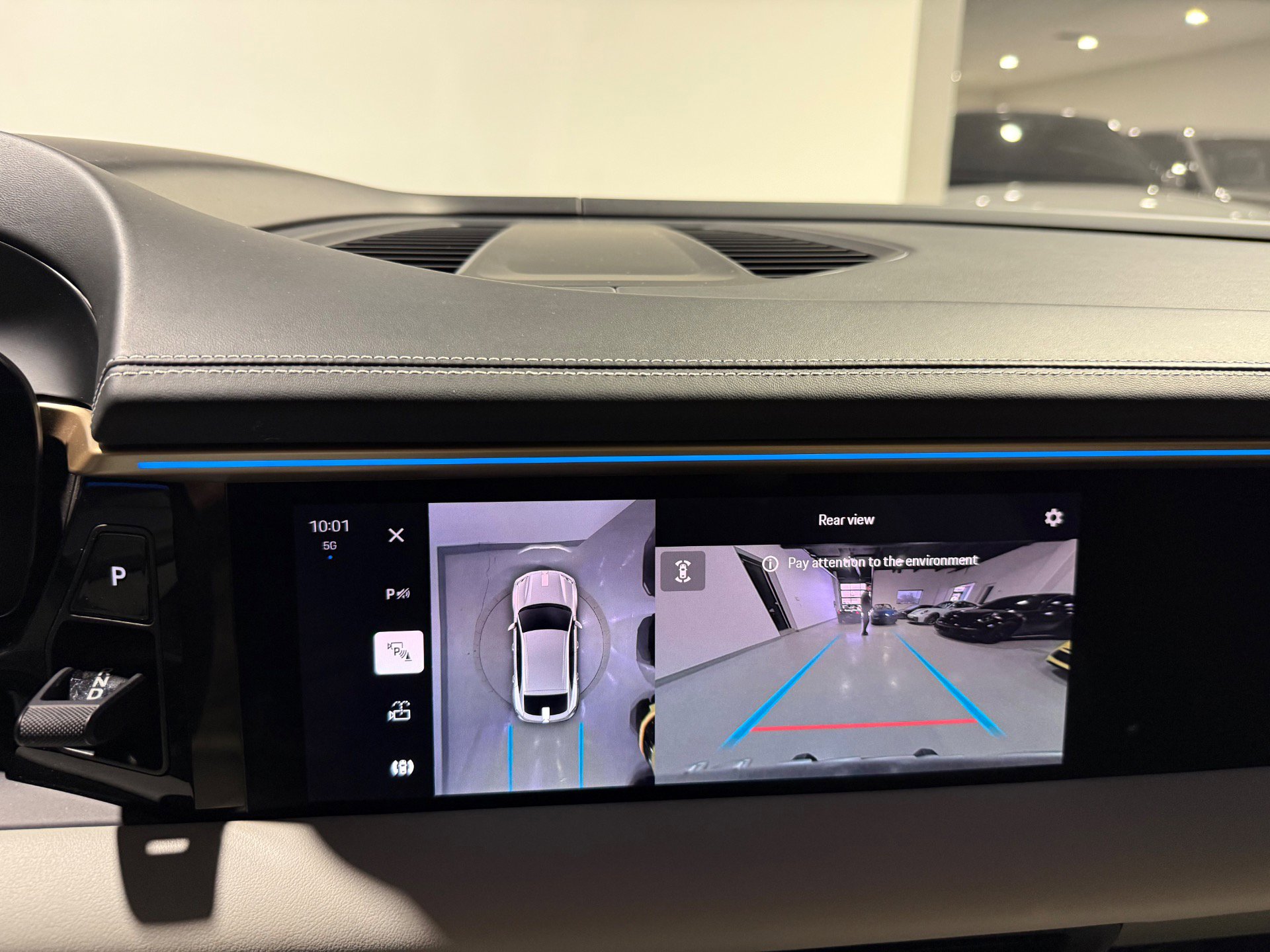 Used 2024 Porsche Macan 4 Electric w/ Premium Package image 51