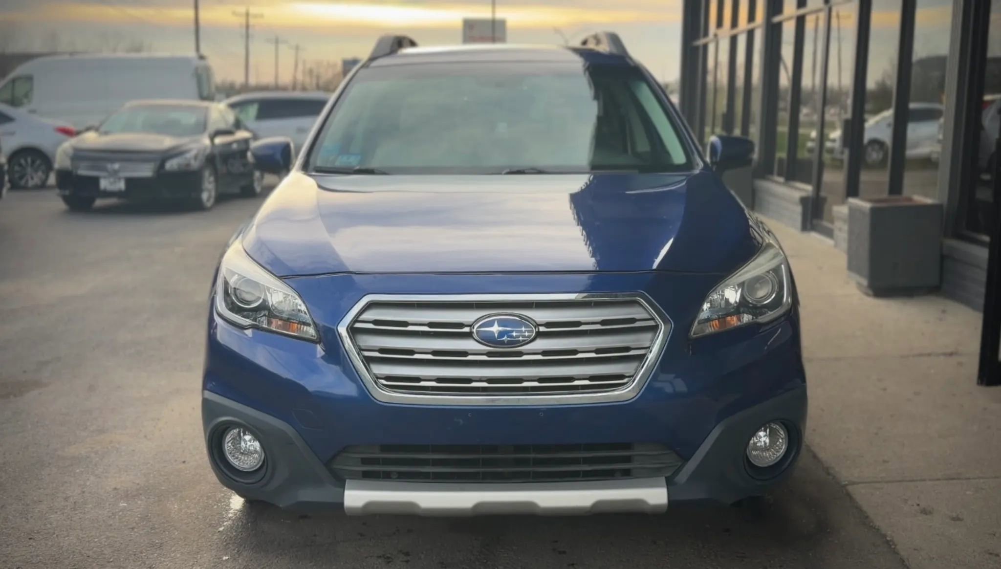 Used 2016 Subaru Outback 2.5i Limited AWD/4WD image 6