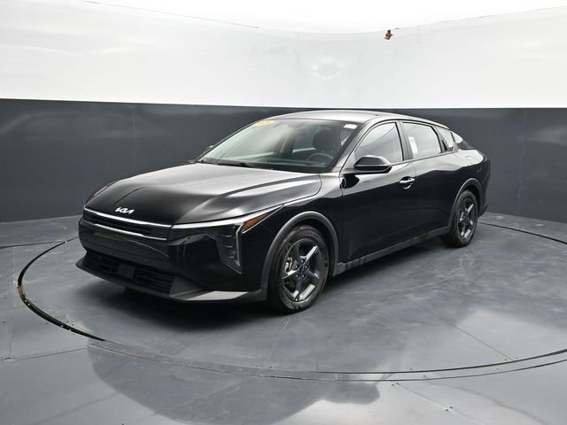 Used 2025 Kia K4 LXS image 4