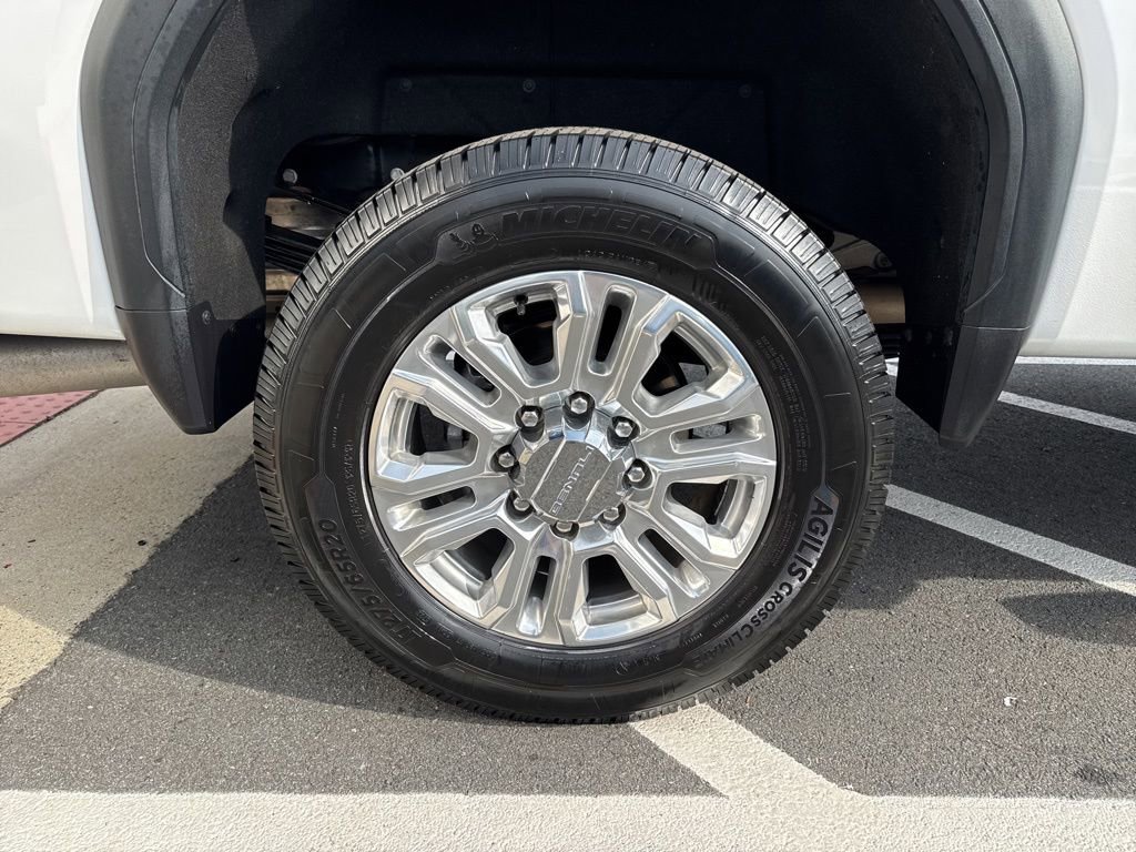 Used 2020 GMC Sierra 3500 Denali w/ Denali Ultimate Package image 9