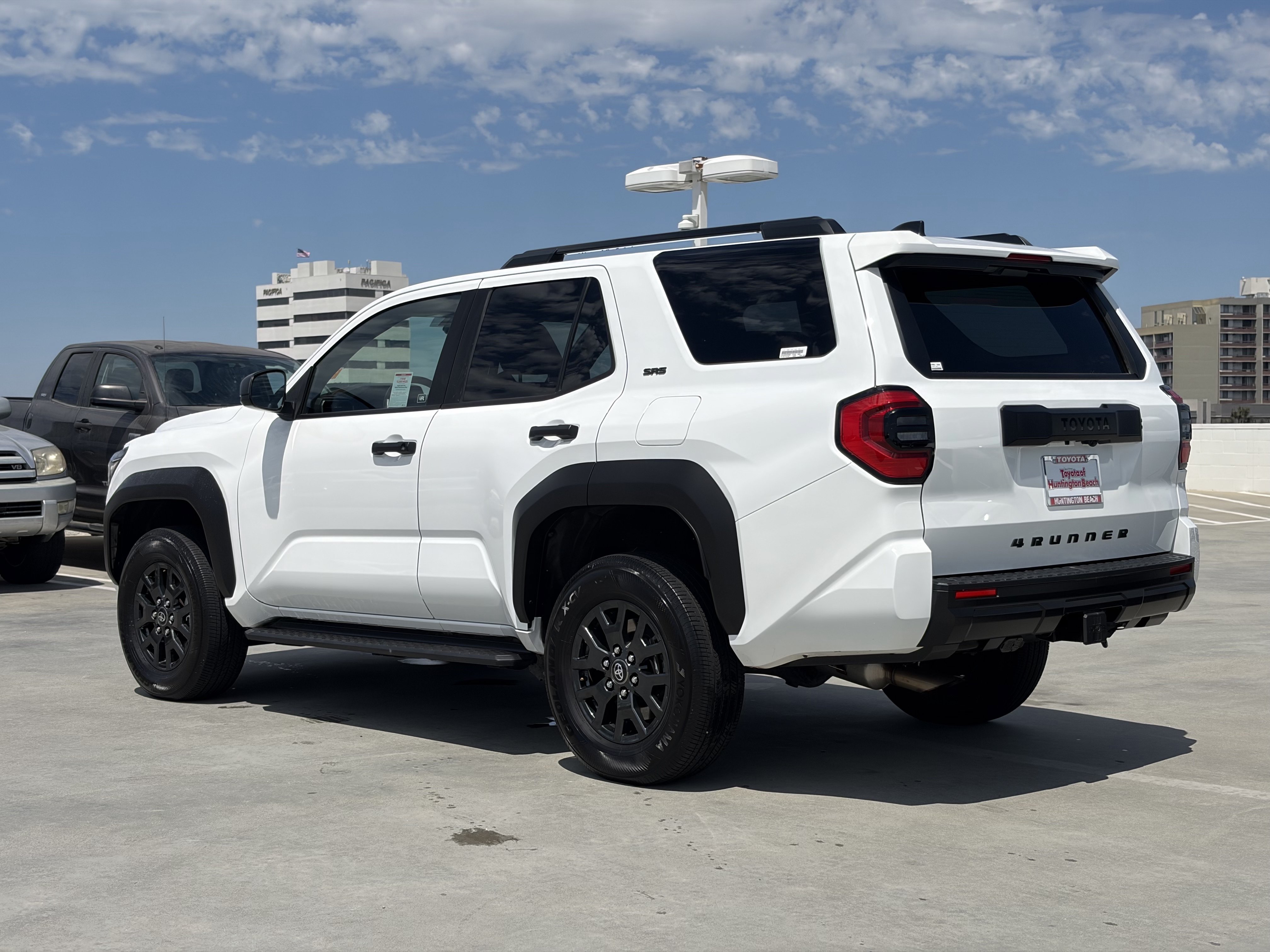 Certified 2025 Toyota 4Runner SR5 AWD/4WD image 5