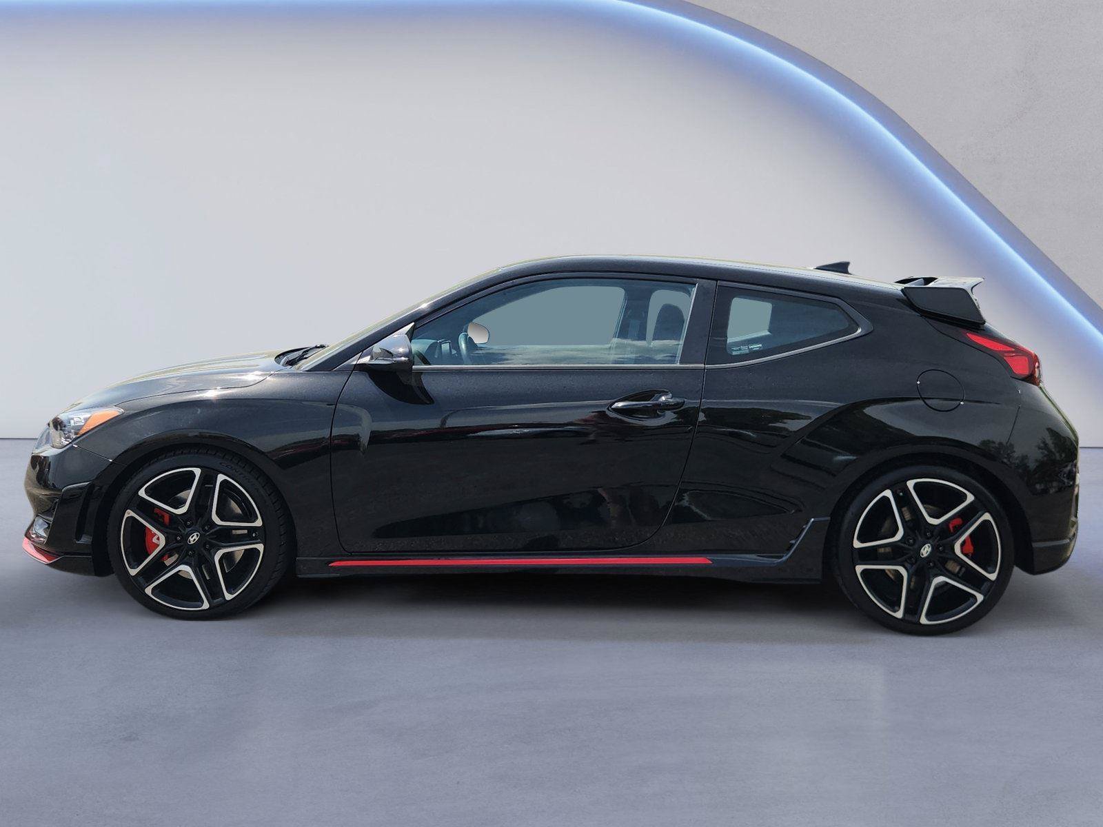 Used 2020 Hyundai Veloster N w/ Performance Package FWD image 6