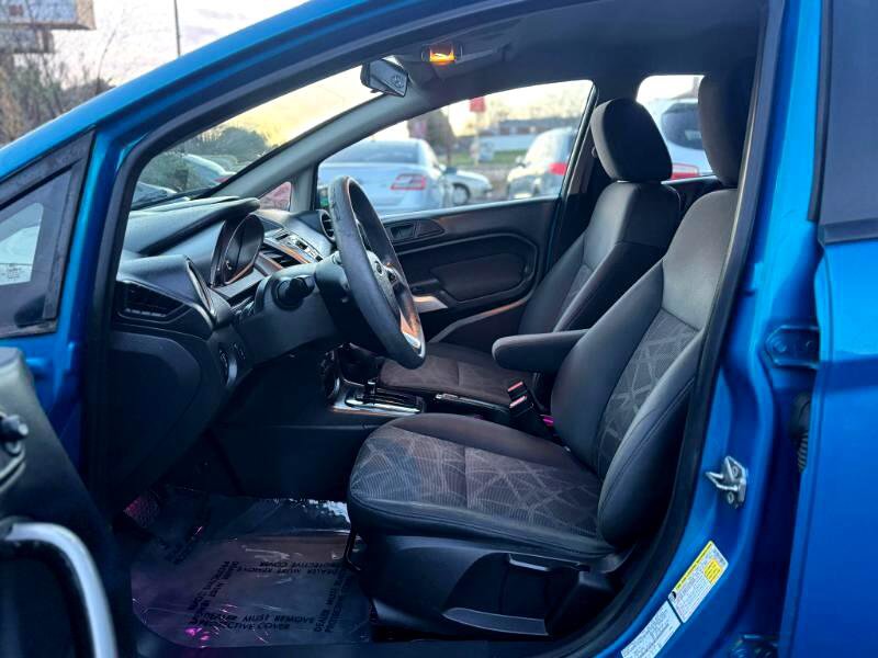 Used 2012 Ford Fiesta SE image 10