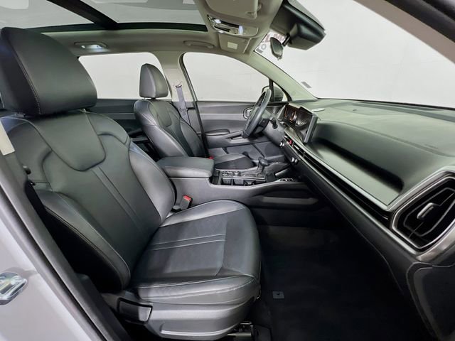 Used 2024 Kia Sorento S w/ Panoramic Sunroof Package image 42