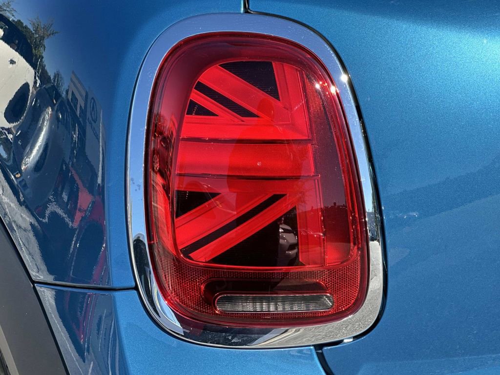 Used 2023 MINI Cooper Convertible image 28