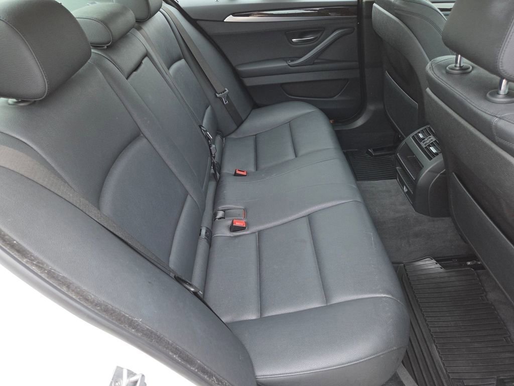 Used 2016 BMW 528i Sedan image 6