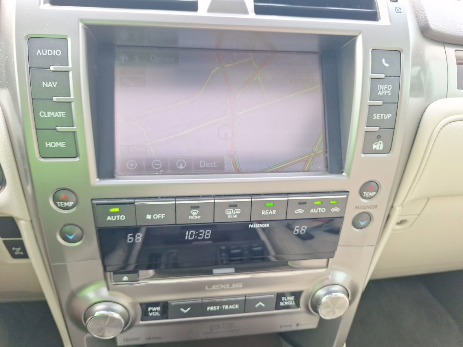 Used 2016 Lexus GX 460 Luxury image 29