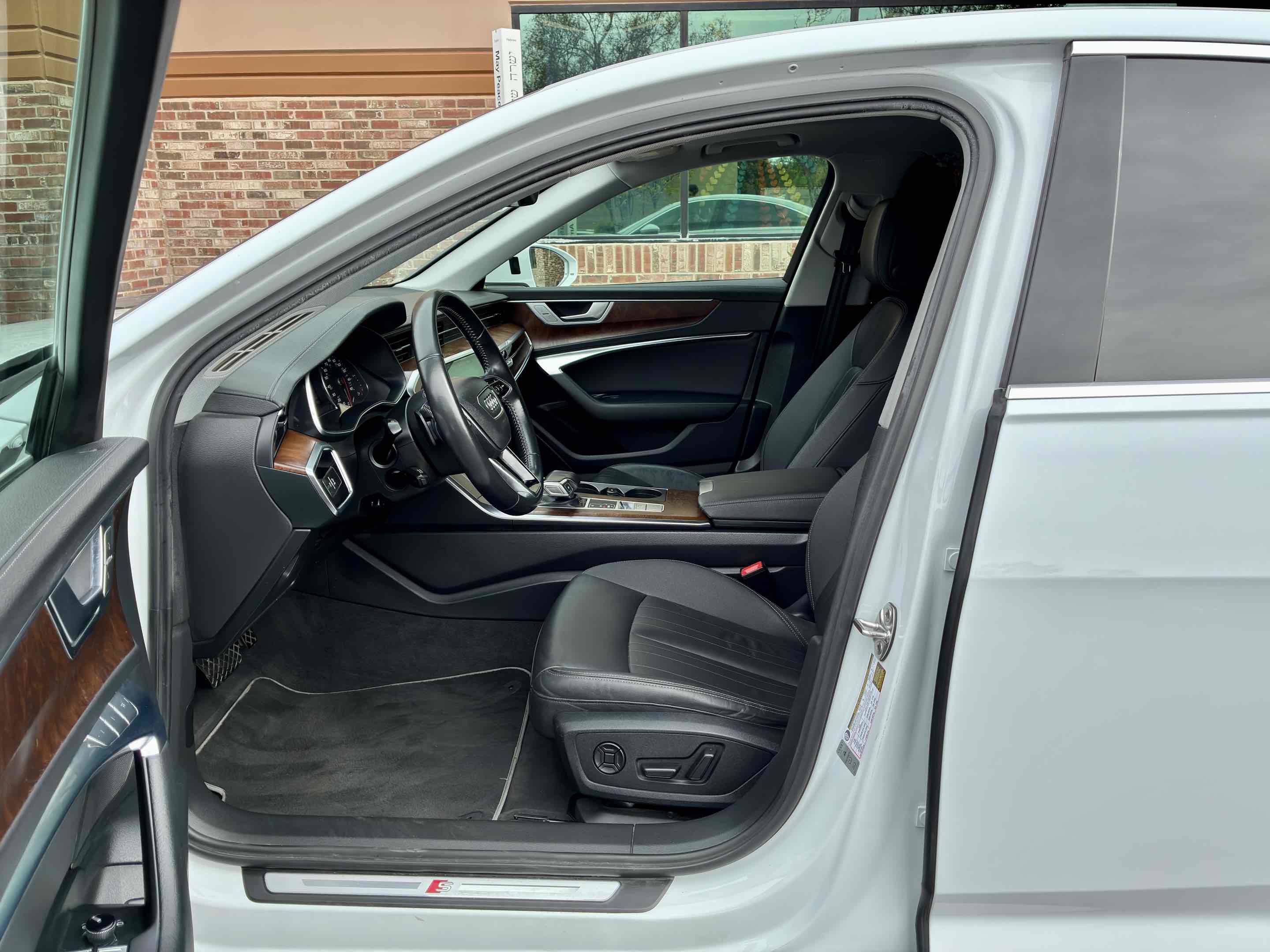 Used 2019 Audi A6 3.0T Premium w/ Convenience Package AWD/4WD image 29