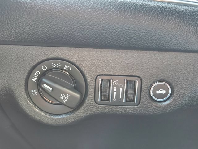 Used 2016 Dodge Challenger R/T RWD image 24