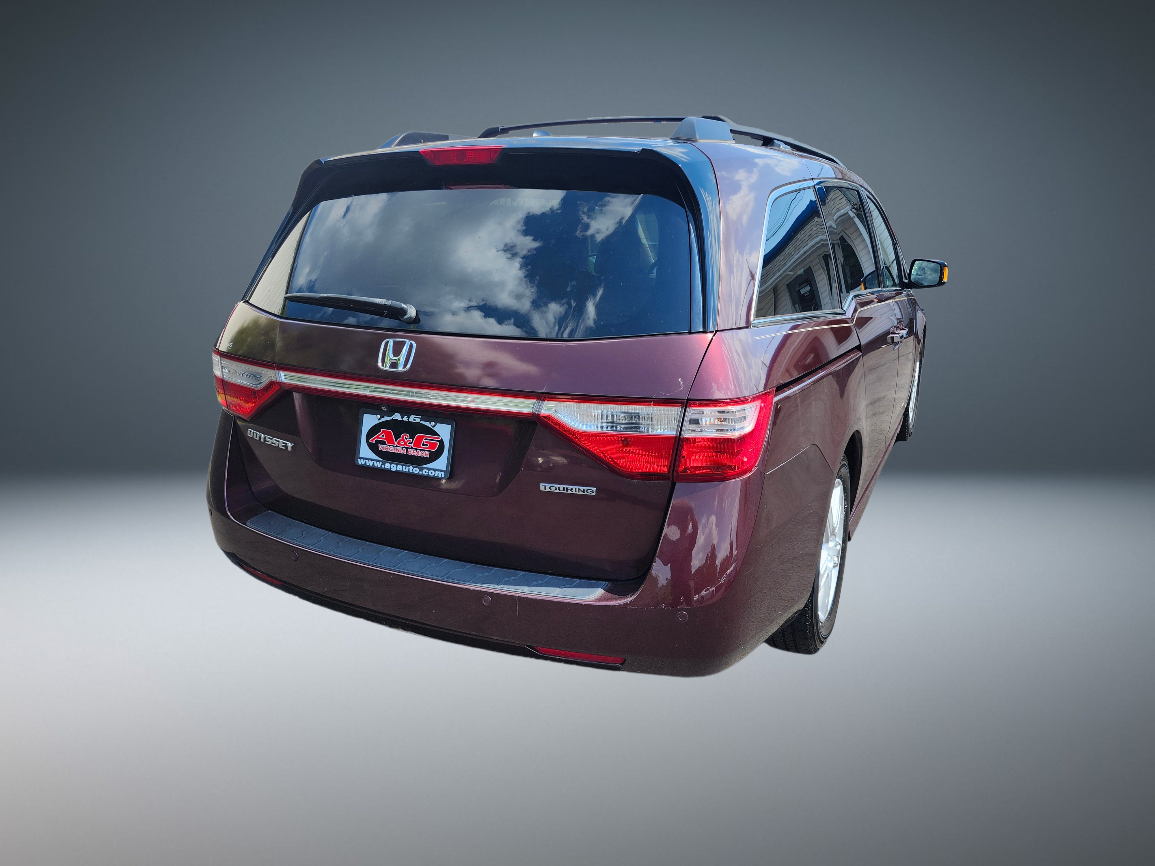 Used 2012 Honda Odyssey Touring image 3