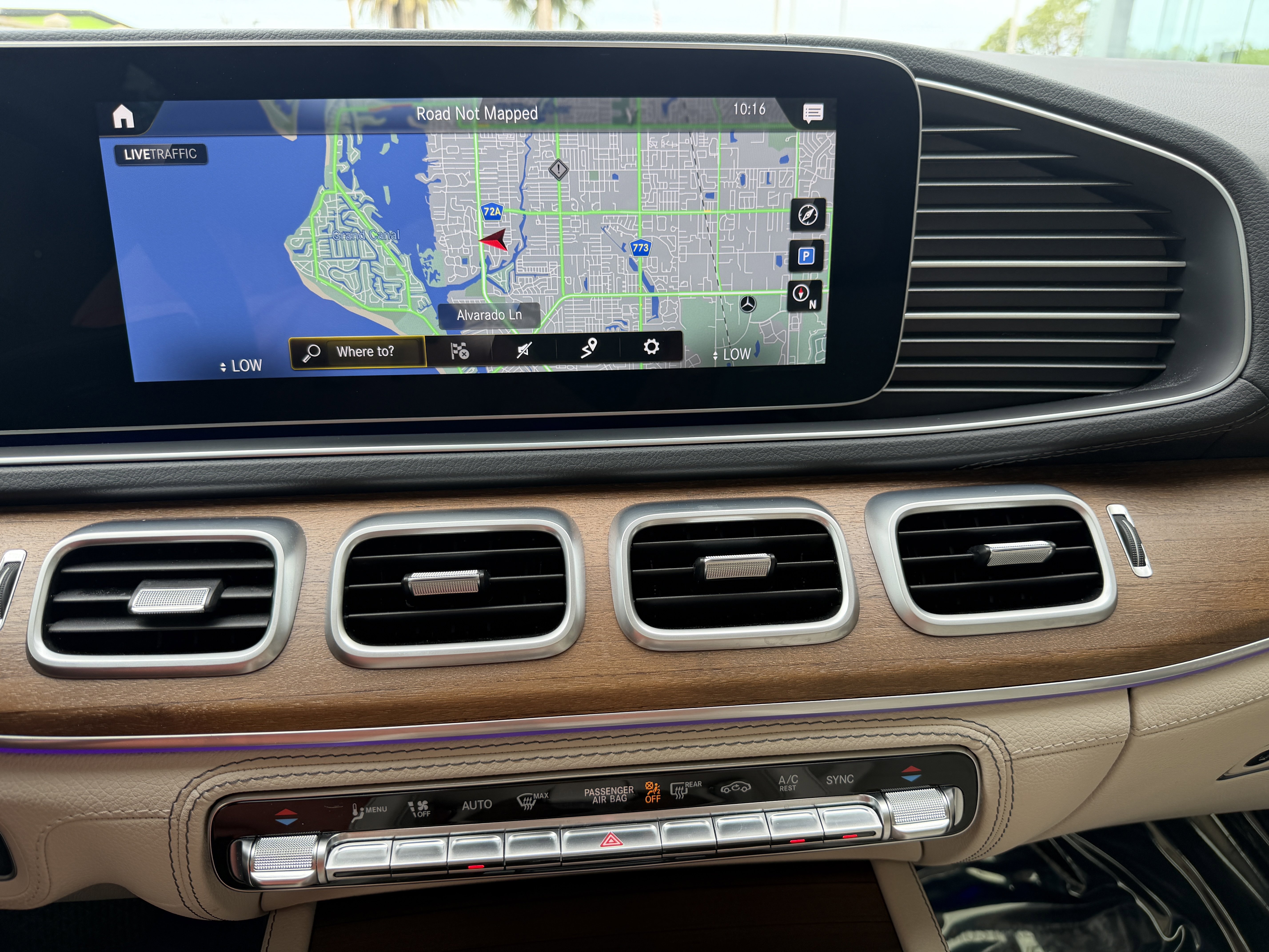 Used 2021 Mercedes-Benz GLE 350 4MATIC image 27