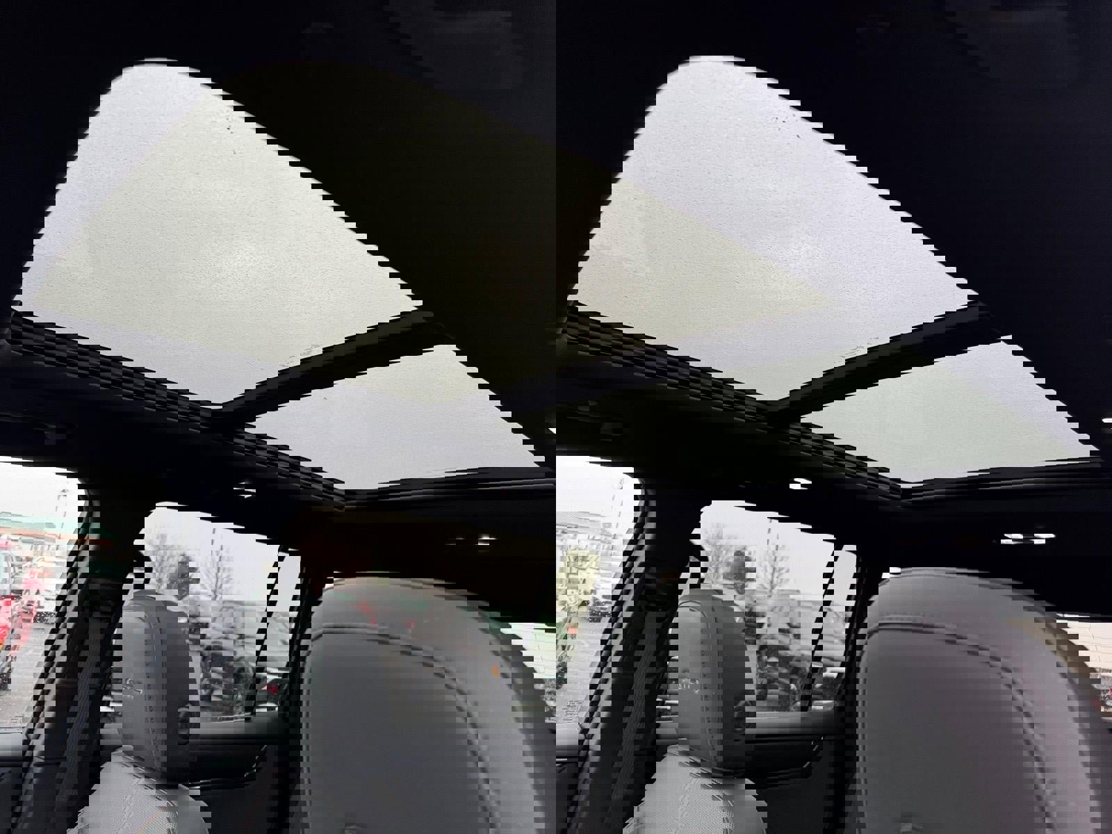 Used 2025 GMC Acadia AT4 w/ Super Cruise Package image 5