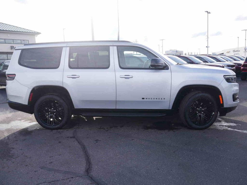 New 2025 Jeep Wagoneer Series II w/ Convenience Group I AWD/4WD image 22