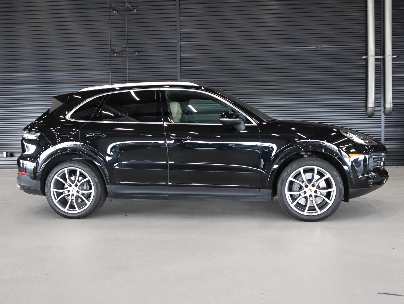 Certified 2023 Porsche Cayenne S AWD/4WD image 11