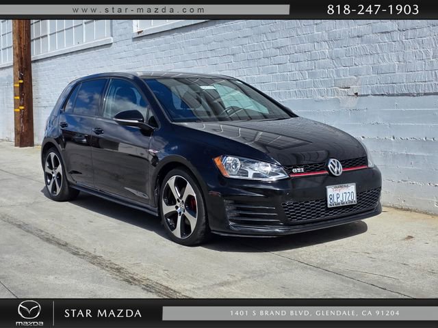 Used 2016 Volkswagen Golf S image 1
