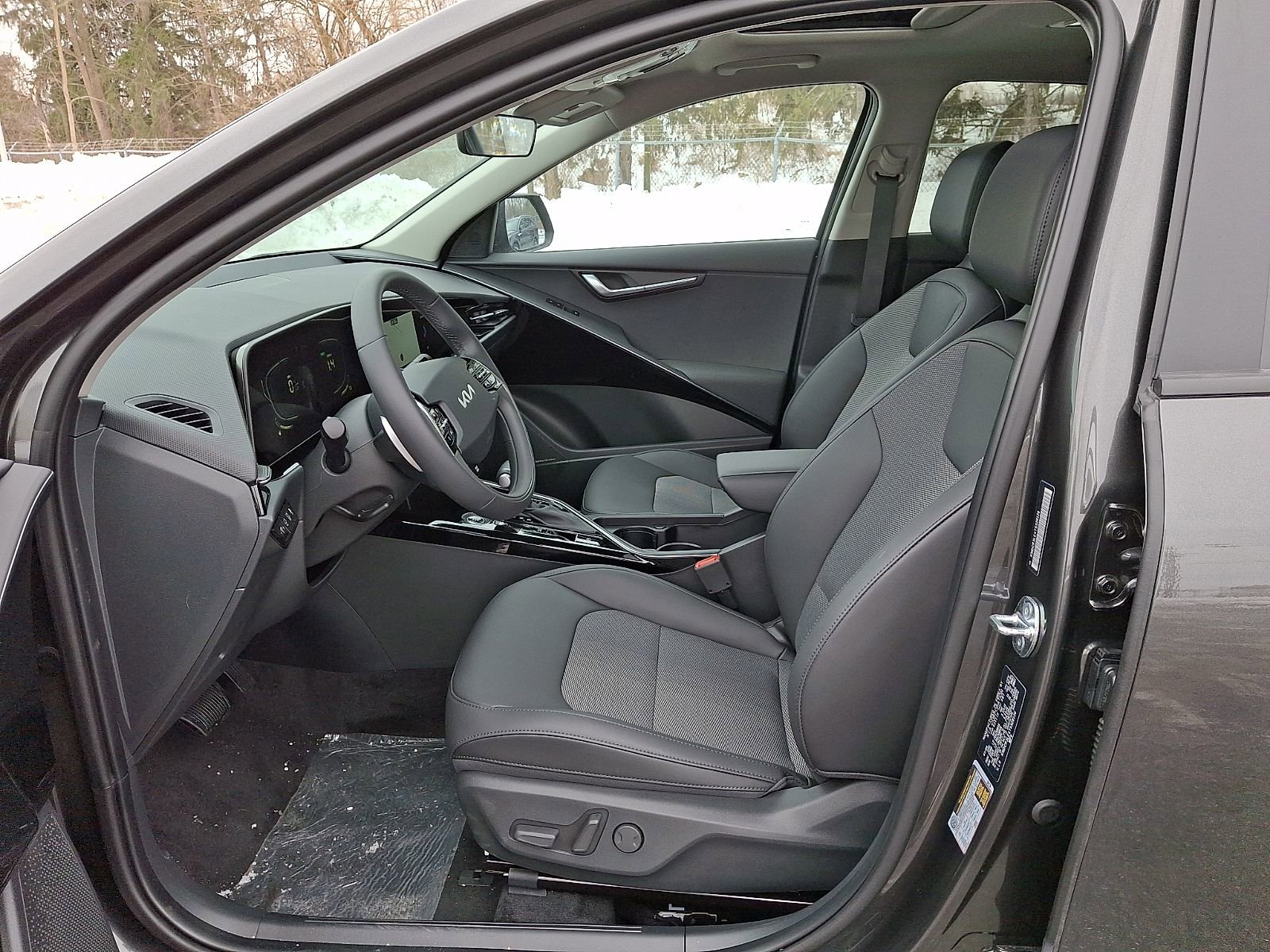 New 2026 Kia Niro EX w/ EX Premium Package FWD image 13