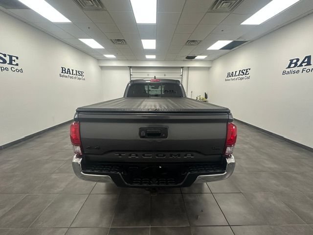Used 2021 Toyota Tacoma SR5 w/ Blackout Package (TMS) AWD/4WD image 6