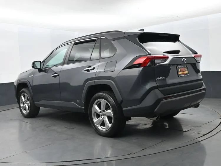 Used 2021 Toyota RAV4 Limited w/ Limited Grade Weather Package AWD/4WD image 9