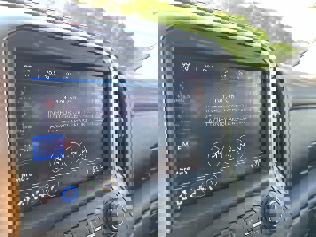 Used 2021 Chevrolet Silverado 1500 LT AWD/4WD image 13