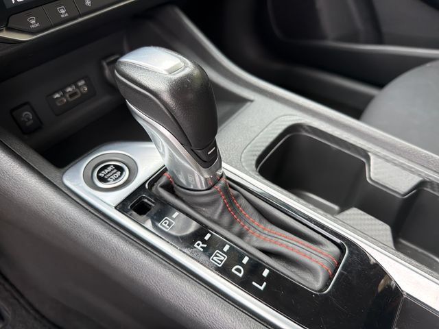 Used 2025 Nissan Sentra SR FWD image 24