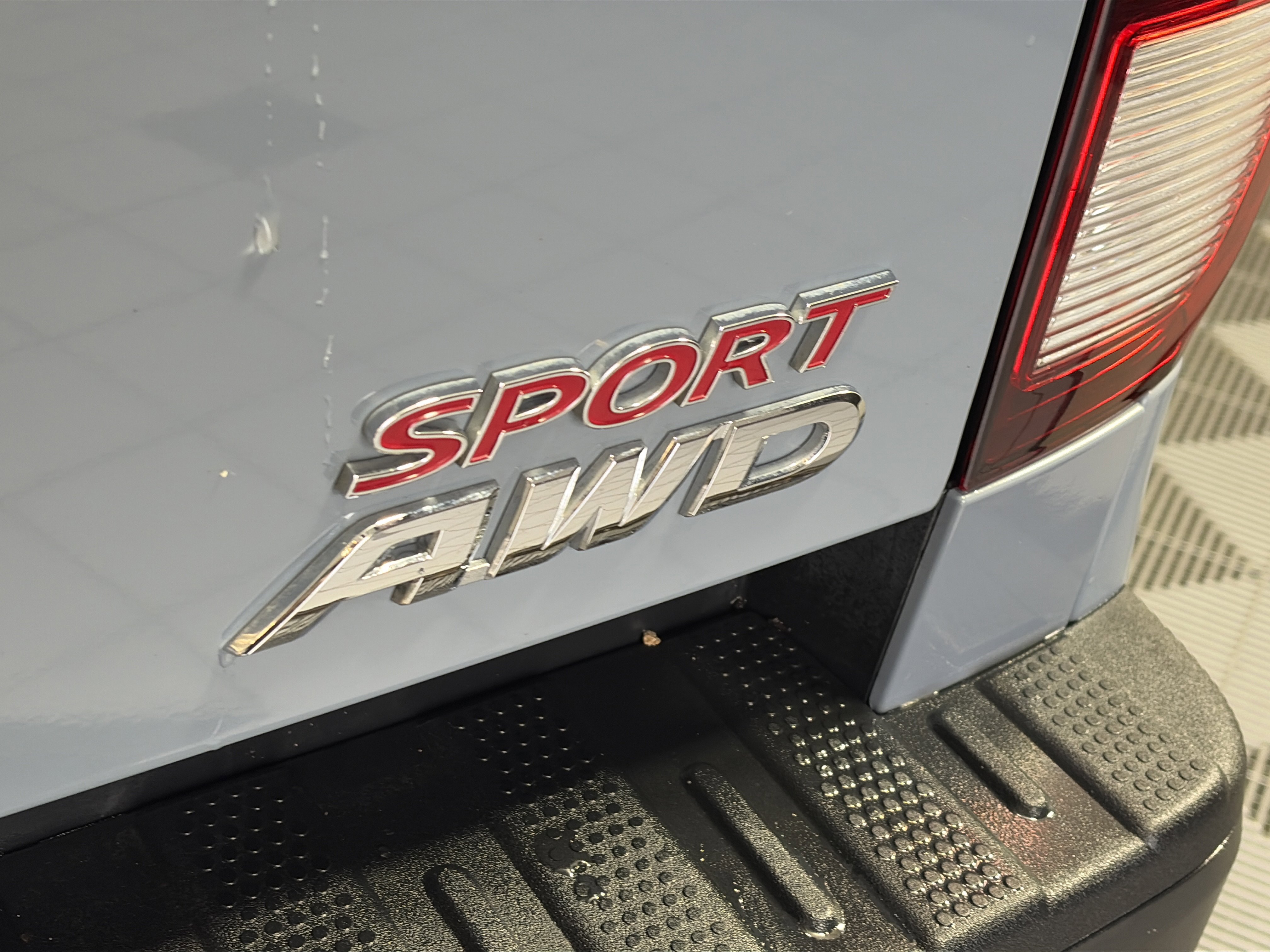 Used 2023 Honda Ridgeline Sport image 16