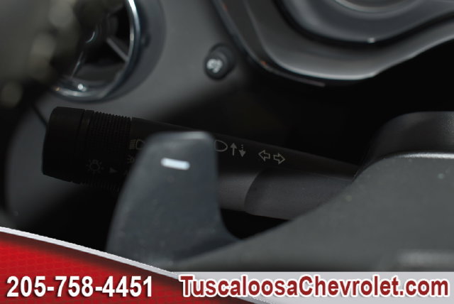 Certified 2021 Chevrolet Camaro LT RWD image 30