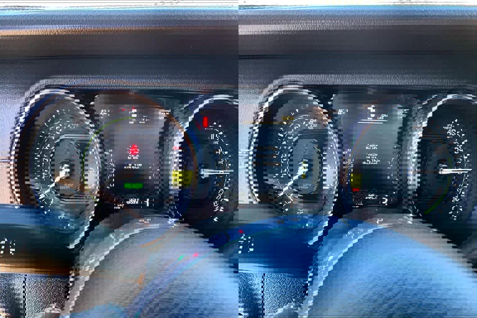 Used 2021 Jeep Wrangler Unlimited Sahara w/ Safety Group image 22