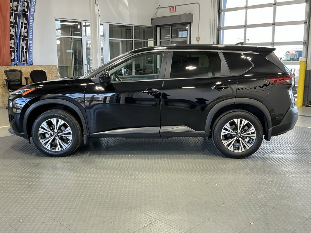 Used 2023 Nissan Rogue SV image 27