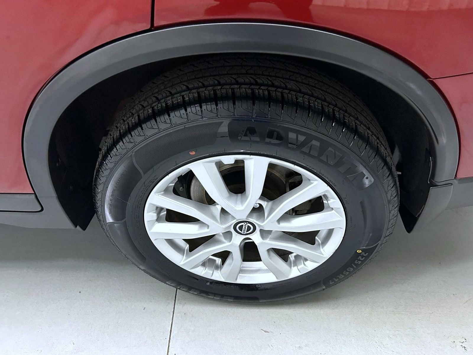 Used 2020 Nissan Rogue SV image 22