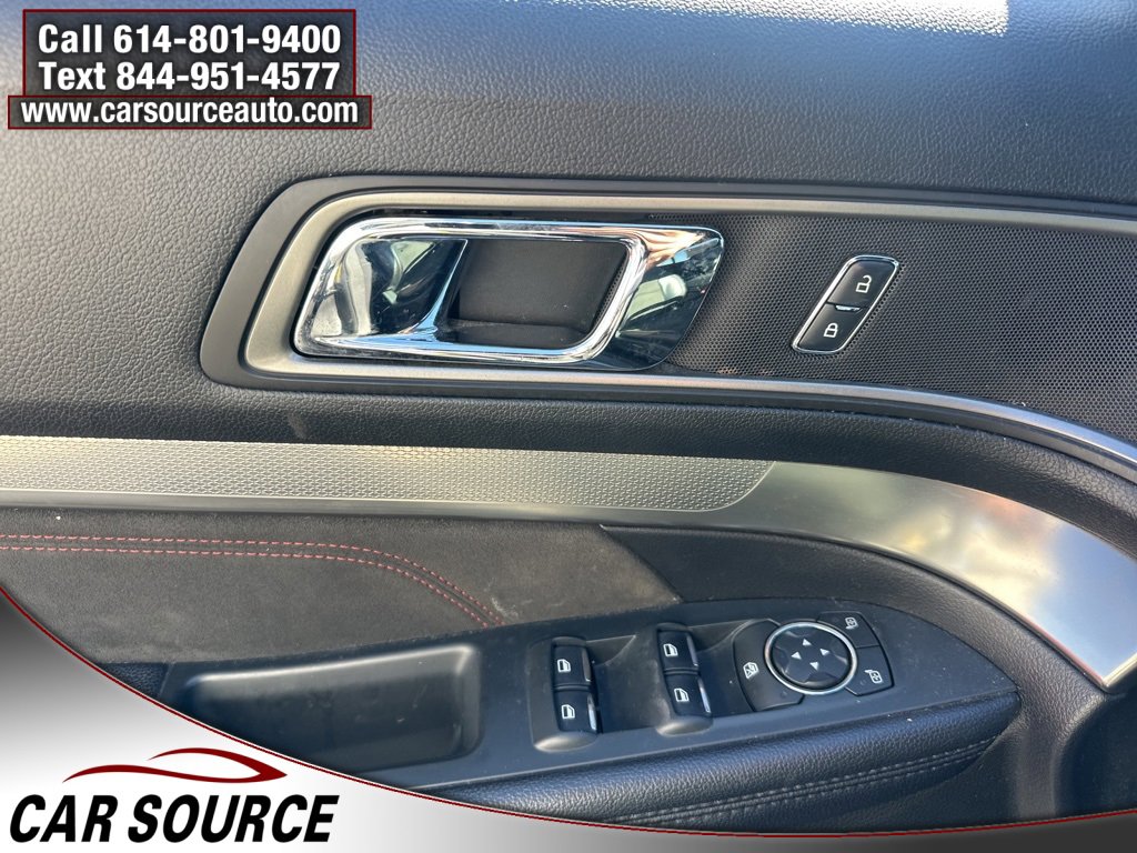 Used 2018 Ford Explorer XLT w/ Equipment Group 202A image 13