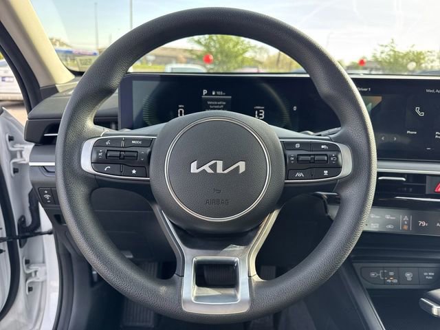 Used 2025 Kia K5 LXS FWD image 17