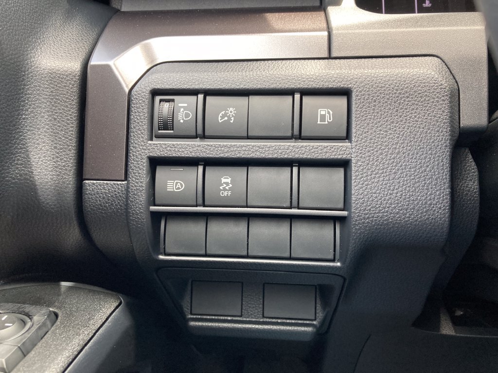 New 2026 Toyota 4Runner SR5 AWD/4WD image 13