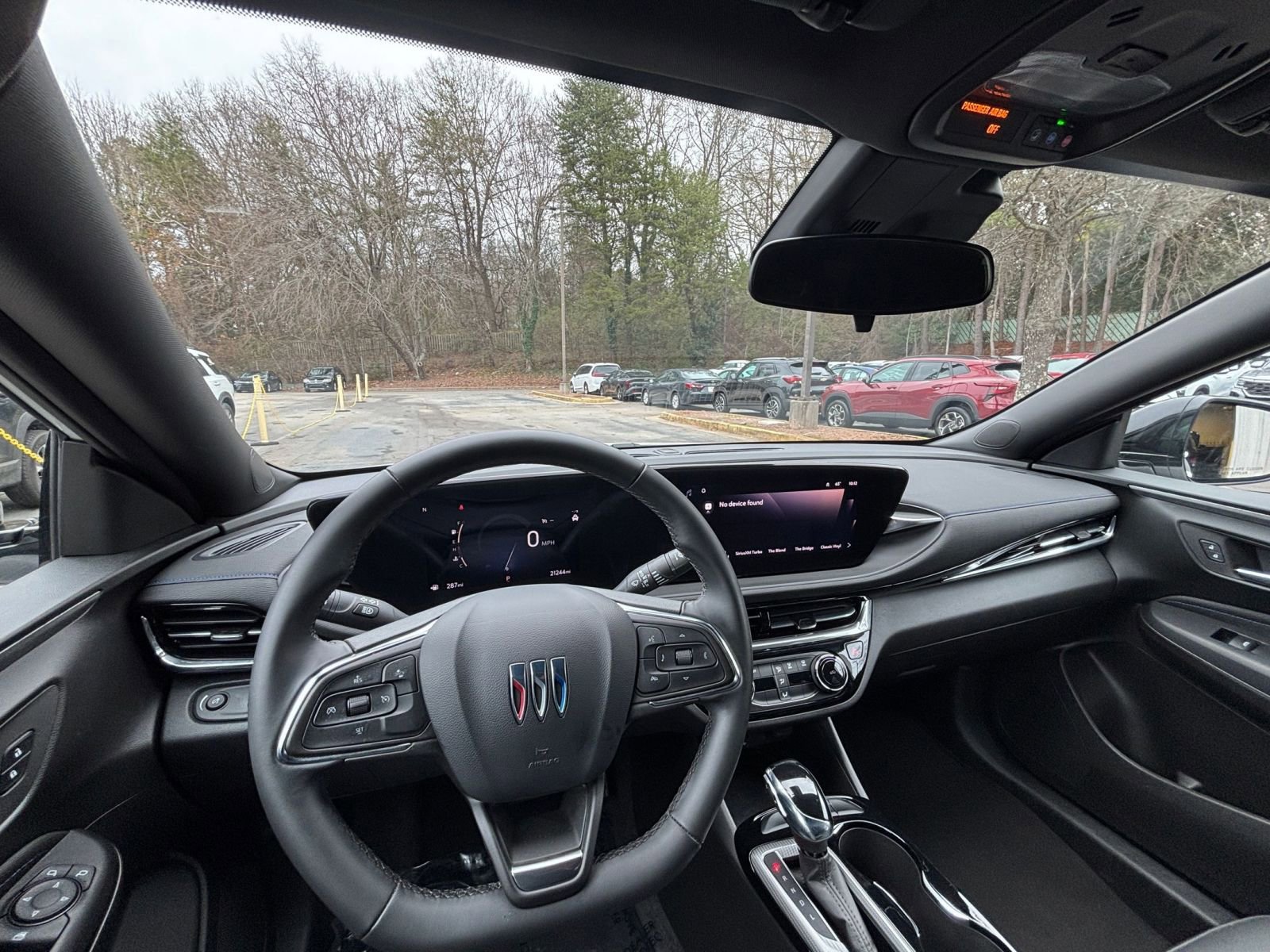 Used 2025 Buick Envista Sport Touring image 34