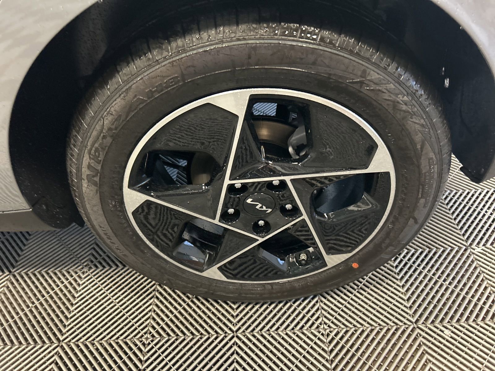 New 2025 Kia Soul EX image 9