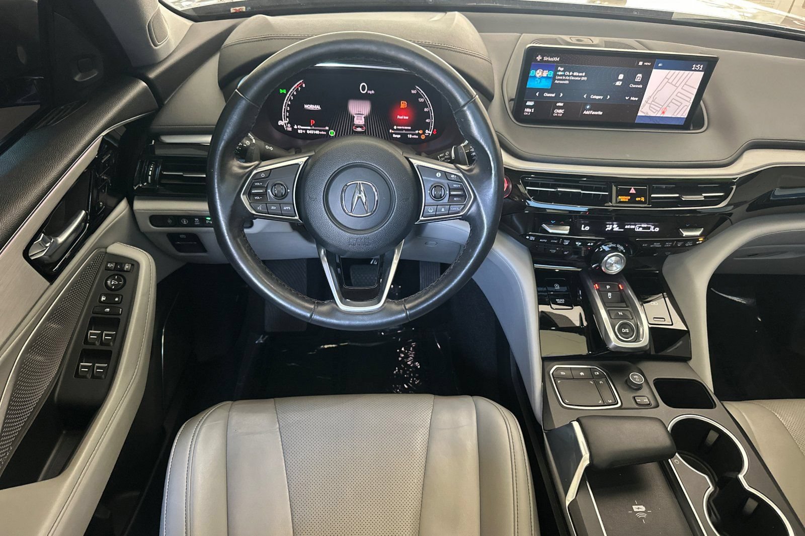 Used 2022 Acura MDX SH-AWD w/ Technology Package image 15