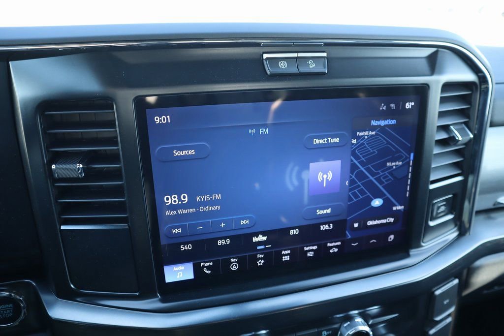 New 2026 Ford F250 Lariat w/ Black Appearance Package image 5