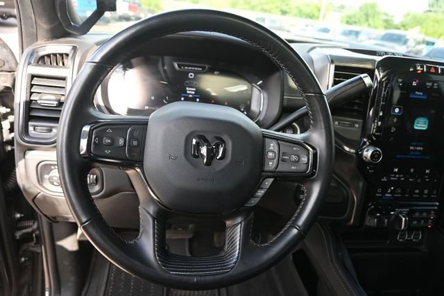 Used 2024 RAM 3500 Limited AWD/4WD image 21