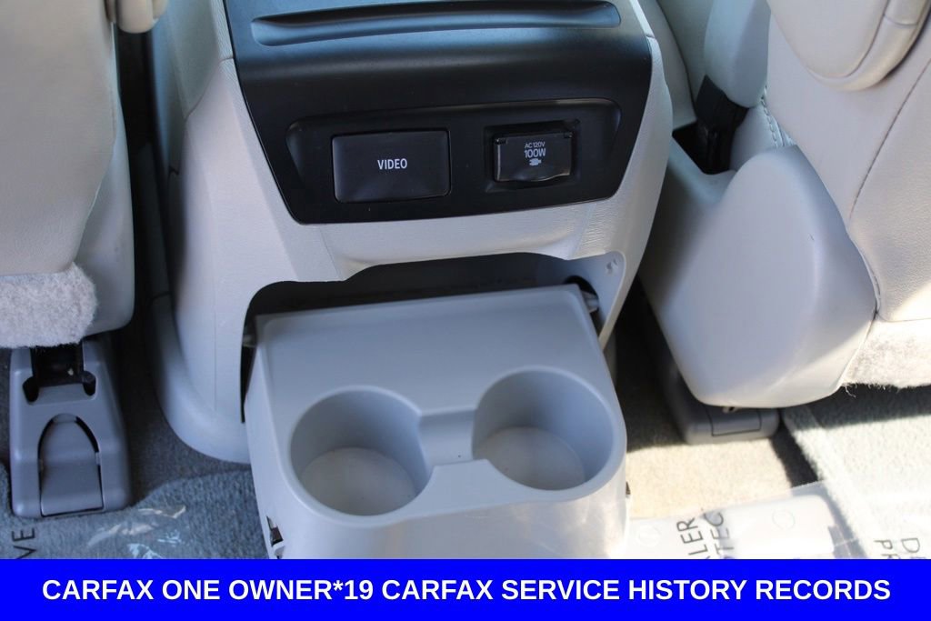Used 2014 Toyota Sienna XLE w/ XLE Premium Package FWD image 30